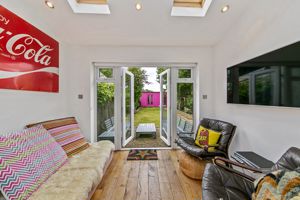Sitting Room- click for photo gallery